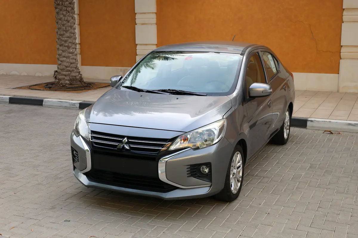 Mitsubishi Attrage GLX 2022 - GCC Specs - Low Mileage - Thumbnail 5