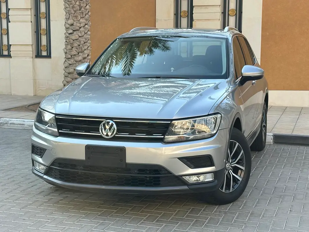 VOLKSWAGEN TIGUAN SE 2.0 TFSI - GCC SPECS - ACCIDENT FREE - FULL SERVICE HISTORY - - Image 1