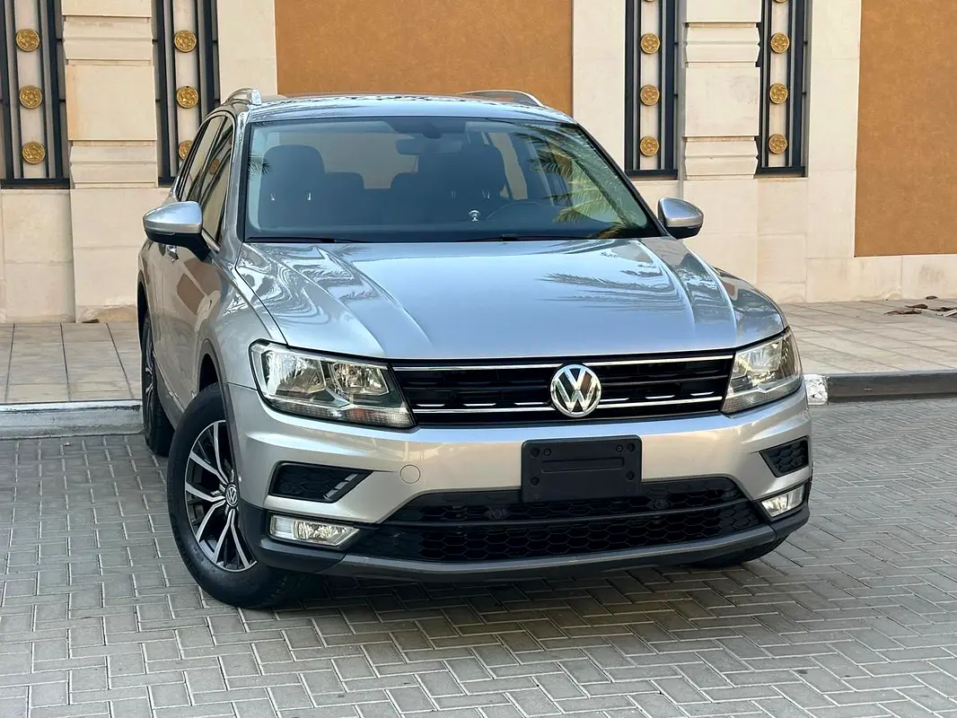 VOLKSWAGEN TIGUAN SE 2.0 TFSI - GCC SPECS - ACCIDENT FREE - FULL SERVICE HISTORY - - Thumbnail 2