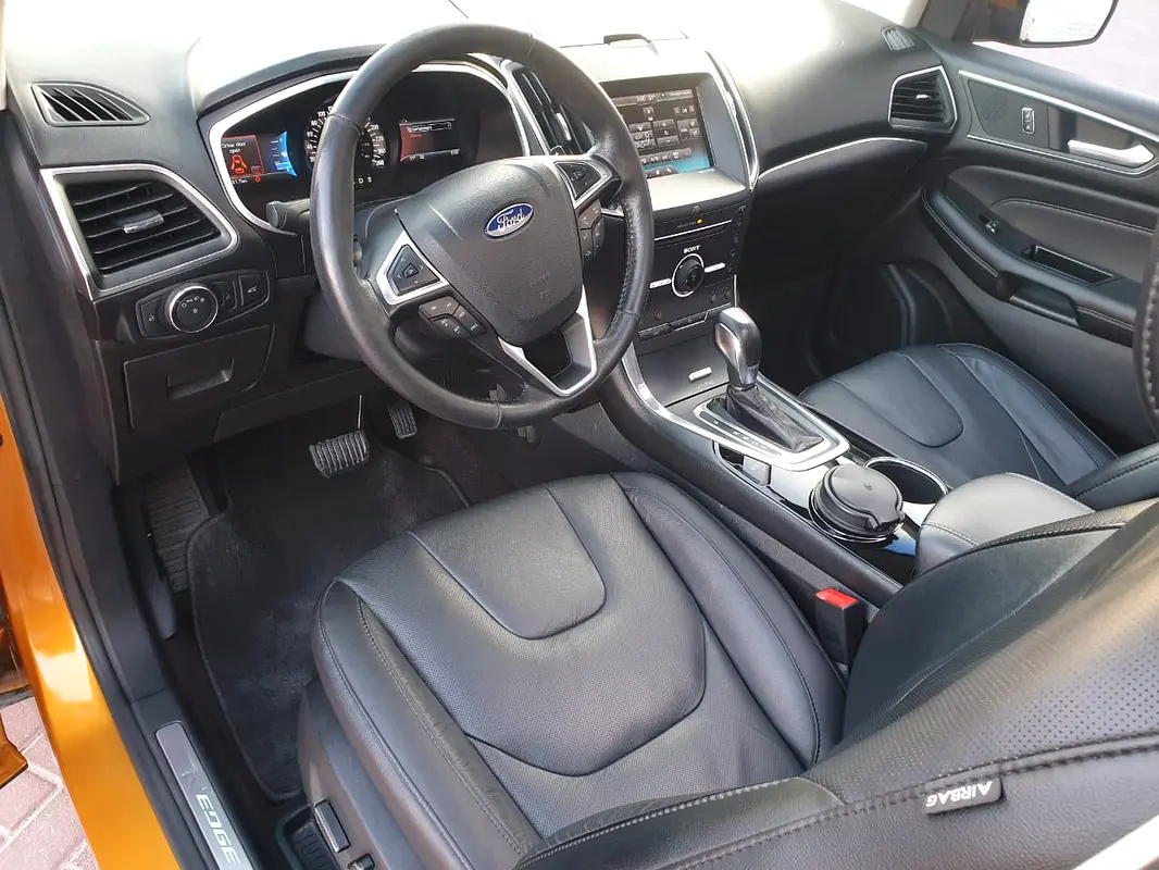 FORD EDGE TITANIUM AWD - GCC SPECS - UNDER WARRANTY - ACCIDENT FREE - EXCELENT CONDITION - - Thumbnail 9