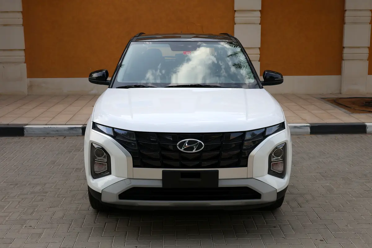 CRETA COMFORT 1.5L - GCC SPECS - ACCIDENT FREE - UNDER WARRANTY - EXCELENT CONDITION - - Thumbnail 7