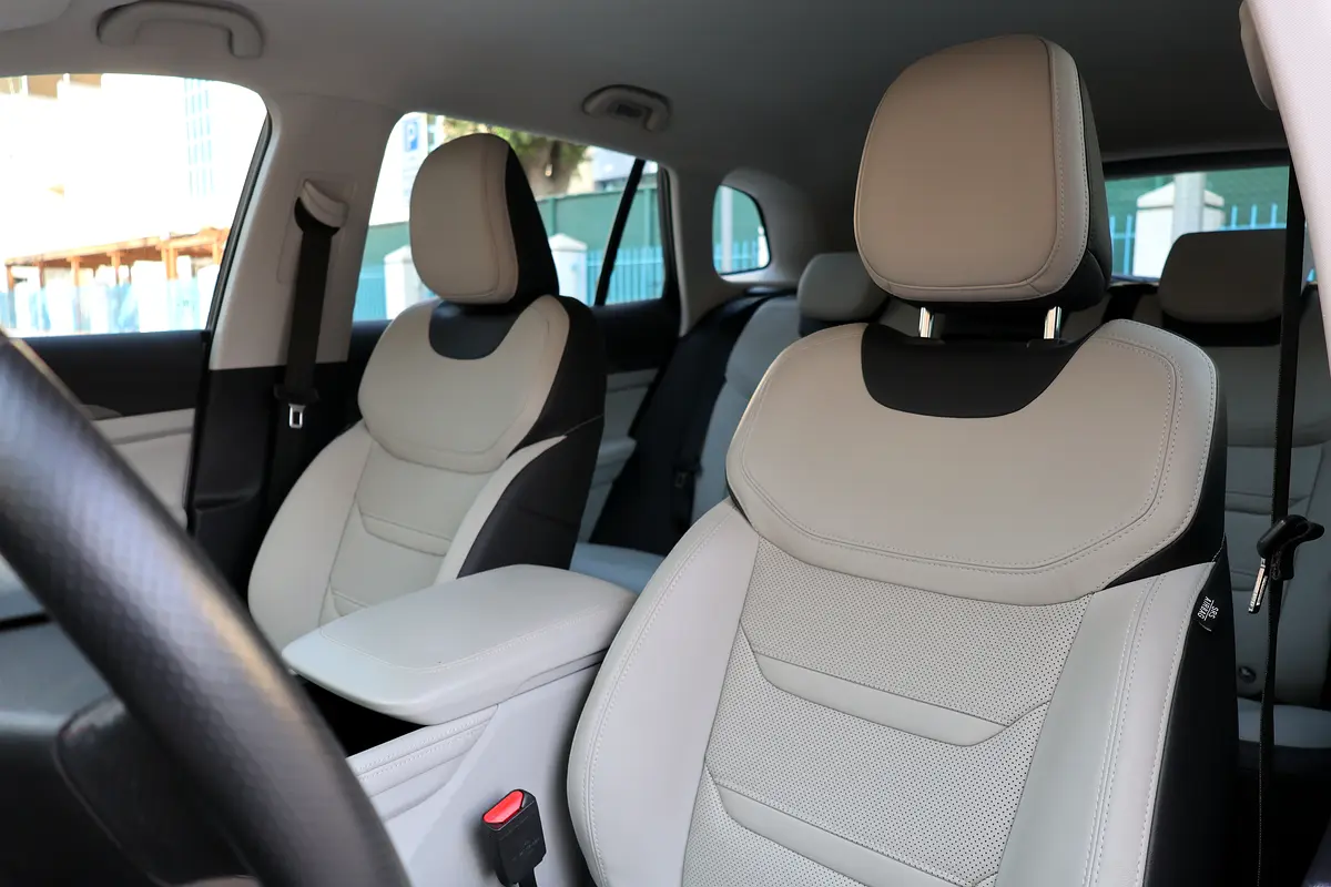 Ford Territory Trend 2023 - GCC Specs -52000KM- Low Mileage - Thumbnail 10