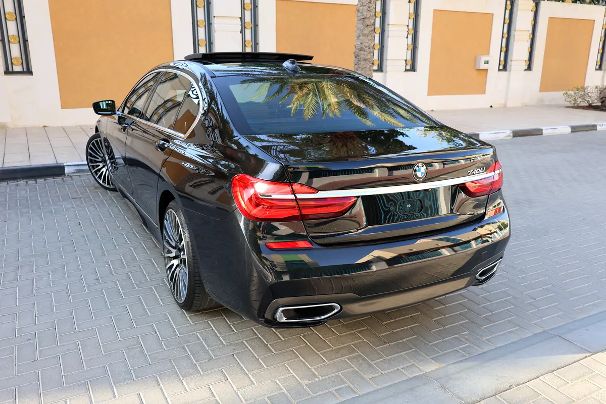 BMW 7-Series-740Li-2016-98000KM-GCC SPECS-EXCELLENT CONDITION - Thumbnail 3
