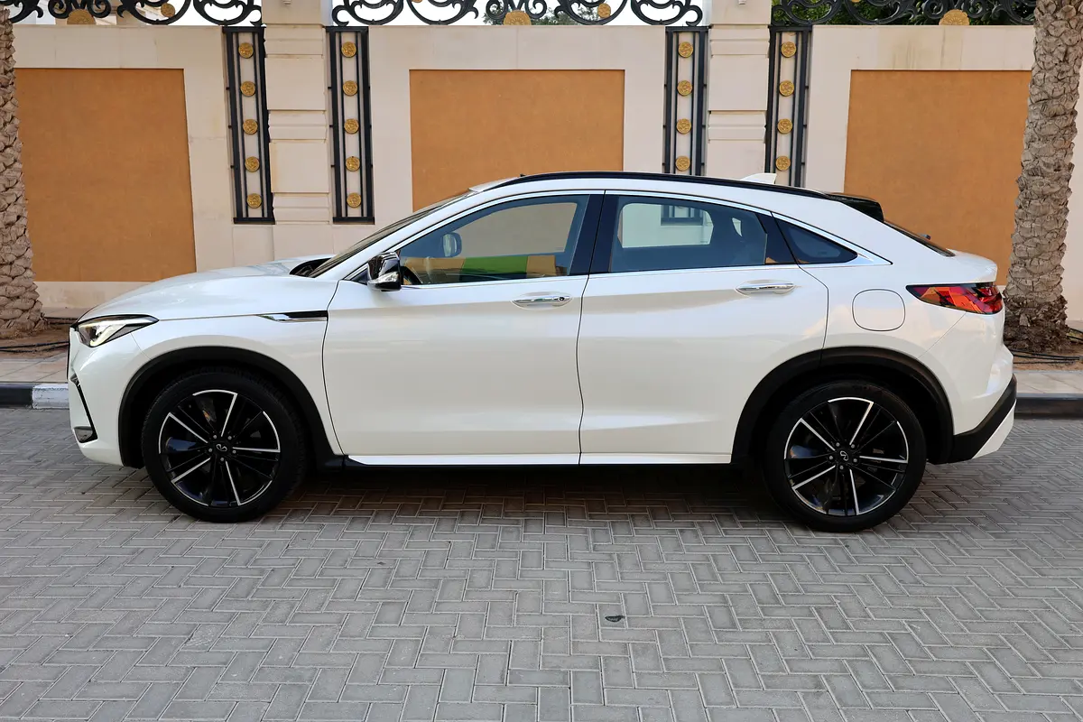 INFINITI  QX55-2022-101000KM-GCC SPECS-EXCELLENT CONDITION - Thumbnail 7