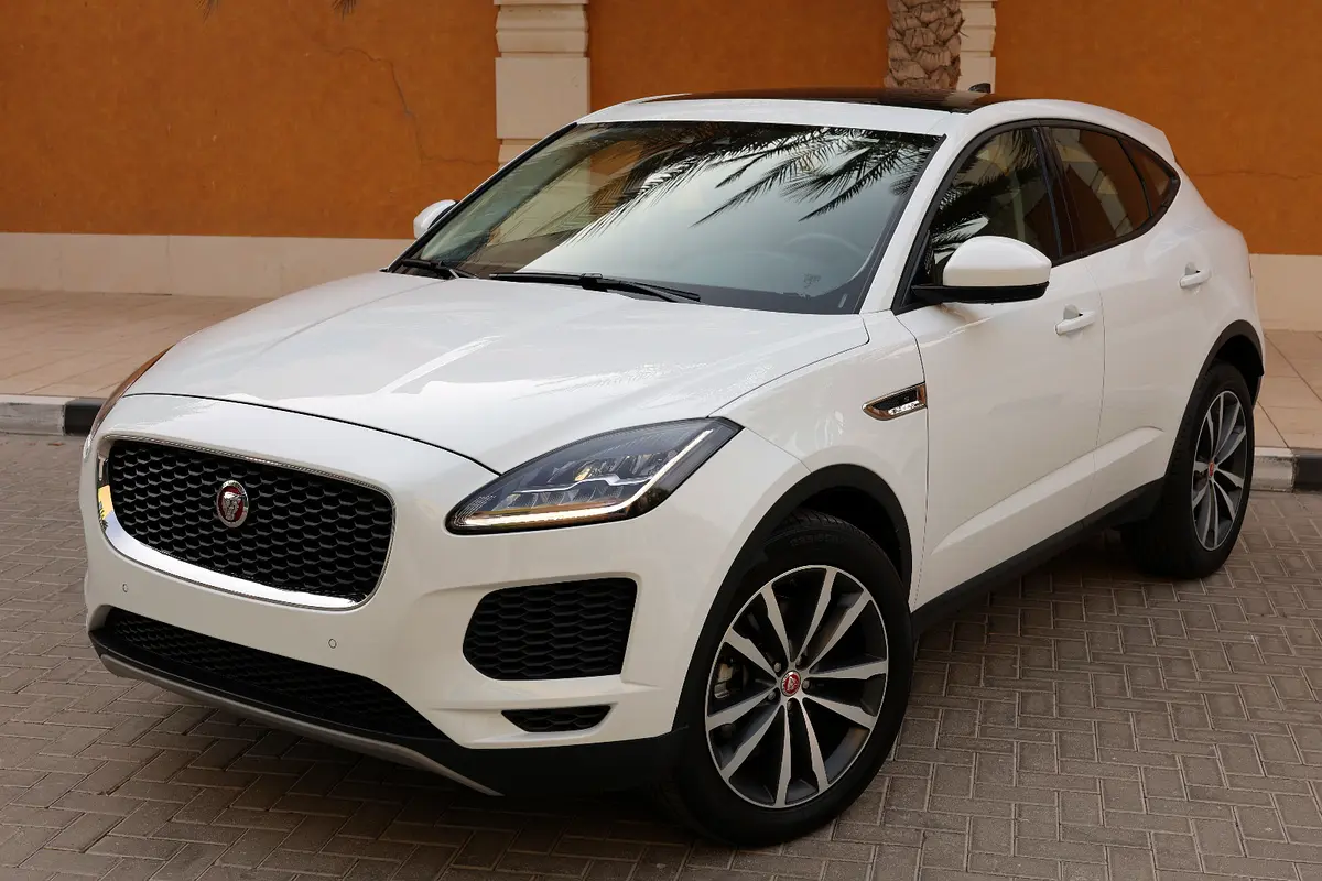 JAGUAR E-PACE P200 AWD ( S PLUS ) - GCC SPECS - ACCIDENT FREE - UNDER WARRANTY - - Image 1