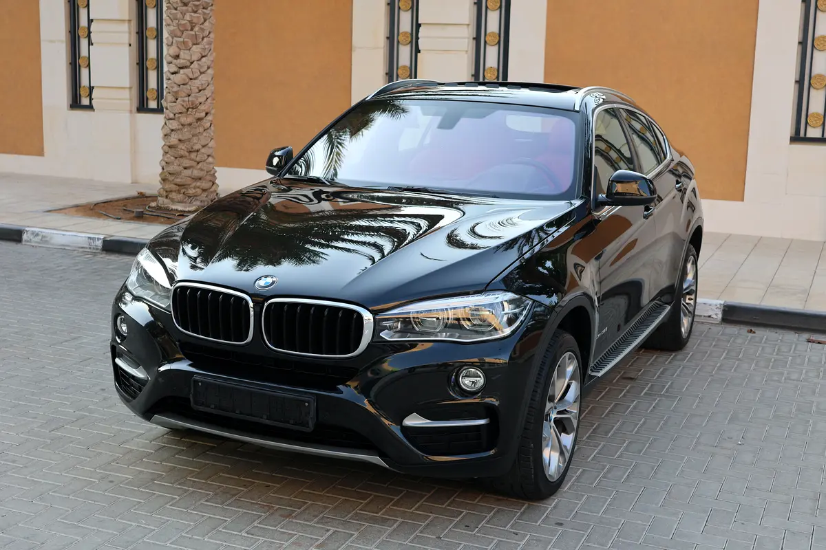BMW X6 2018-114,000km -GCC Specs-Excellent Condition - Thumbnail 5