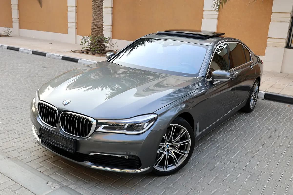 BMW 7 SERIES-730LI-2019-112000KM-GCC SPECS-EXCELLENT CONDITION - Image 1
