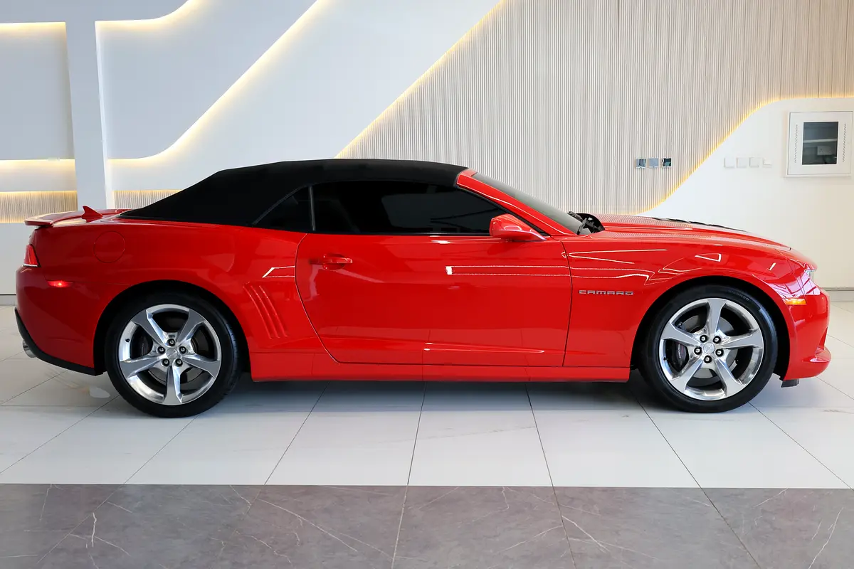 2015 Chevrolet Camaro SS - GCC Specs - Excellent Condition! - Thumbnail 7