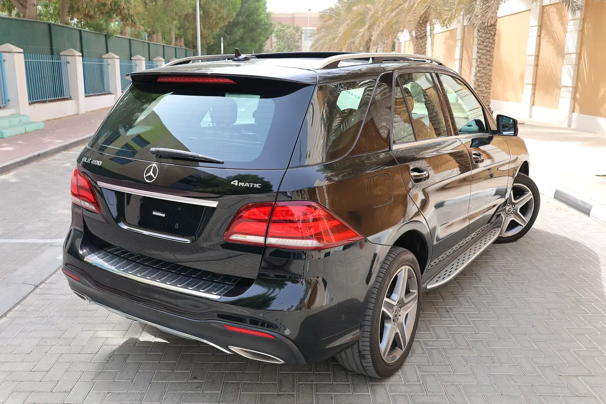 Mercedes-Benz GLE-Class-GLE 400 4Matic- 2018-116000KM-GCC SPECS-EXCELLENT CONDITION - Thumbnail 4