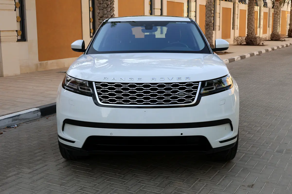 2020 Land Rover Range Rover Velar P250 S - 117000km - GCC Specs - Excellent Condition - Thumbnail 6