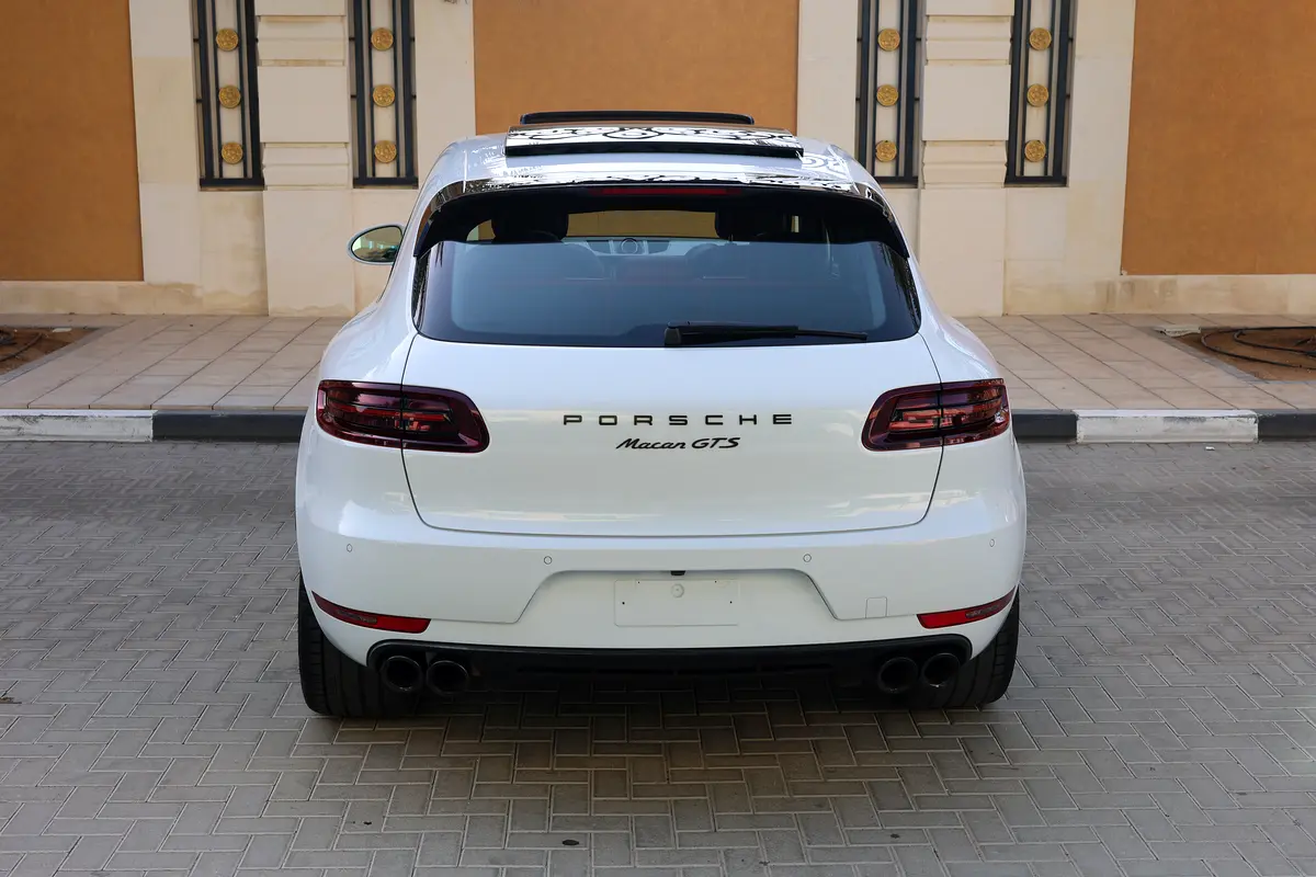 The Porsche Cayenne  UNDER WARRANTY FROM PORSCHE - ACCIDENT FREE - FULL SERVICE HISTORY FROM AGENCY - Thumbnail 8