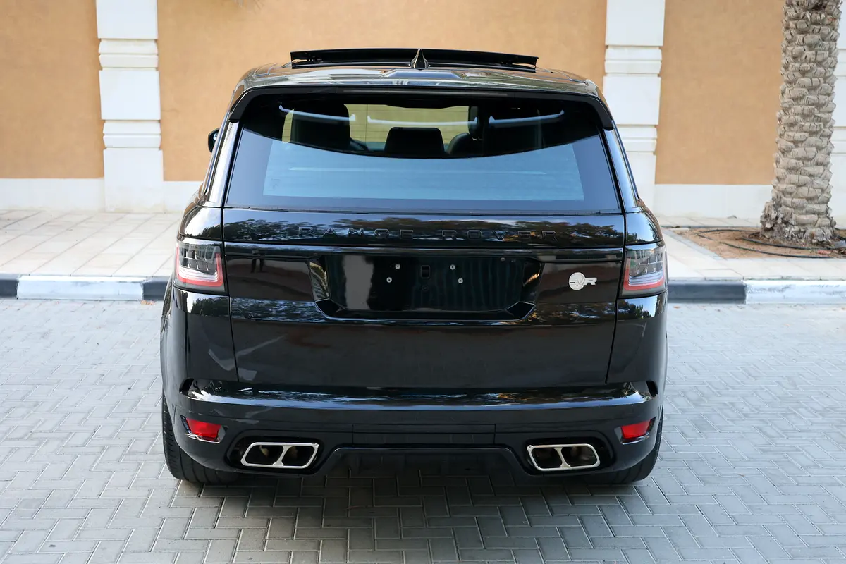 Range Rover Sport -2020-142000KM-GCC SPECS-EXCELLENT CONDITION SVR KIT at agency fix - Thumbnail 8