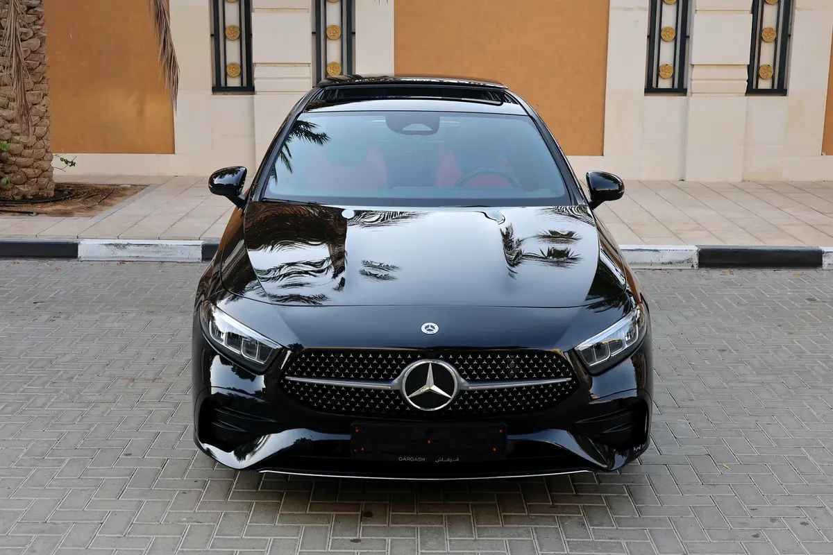 A200 AMG - GCC SPECS - UNDER WARRANTY / SERVICE CONTRACT 105,000 KM FROM GARGASH - ACCIDENT FREE - - Thumbnail 7