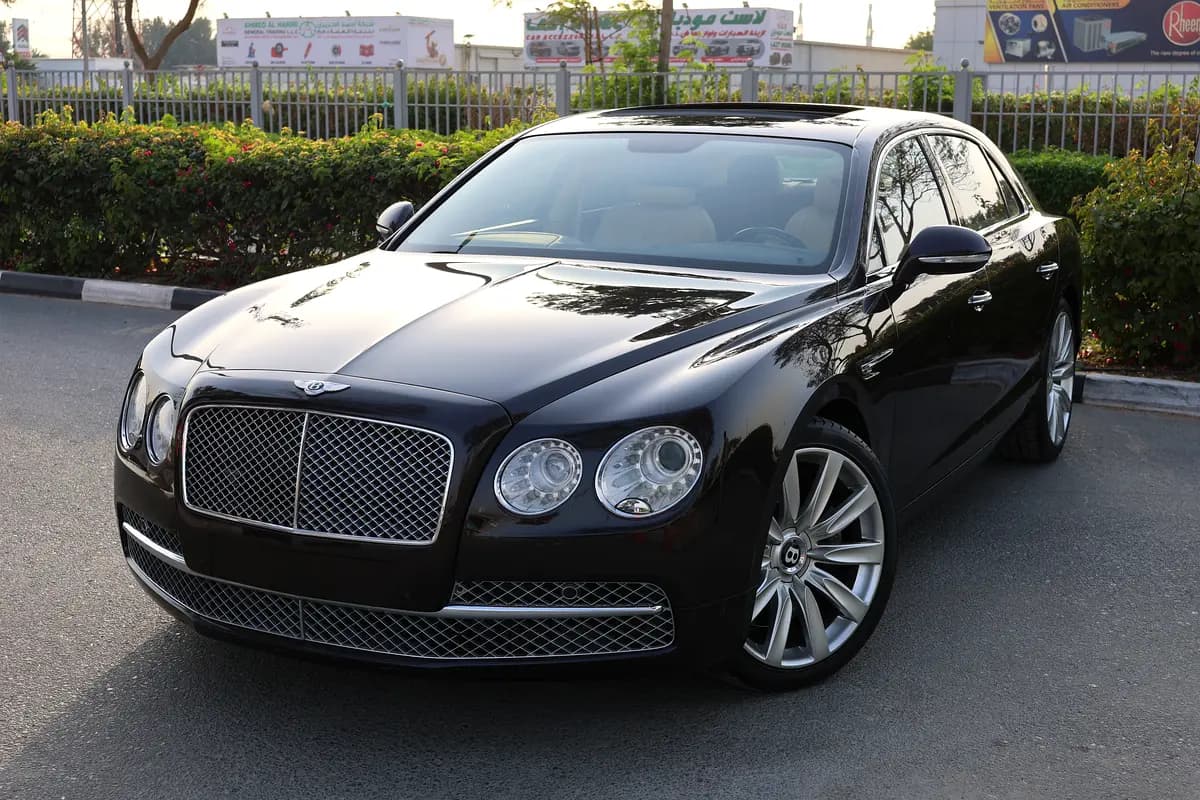 Bentley Flying Spur W12 2014 GCC Specs-71000km-EXCELLENT CONDITION - Image 1