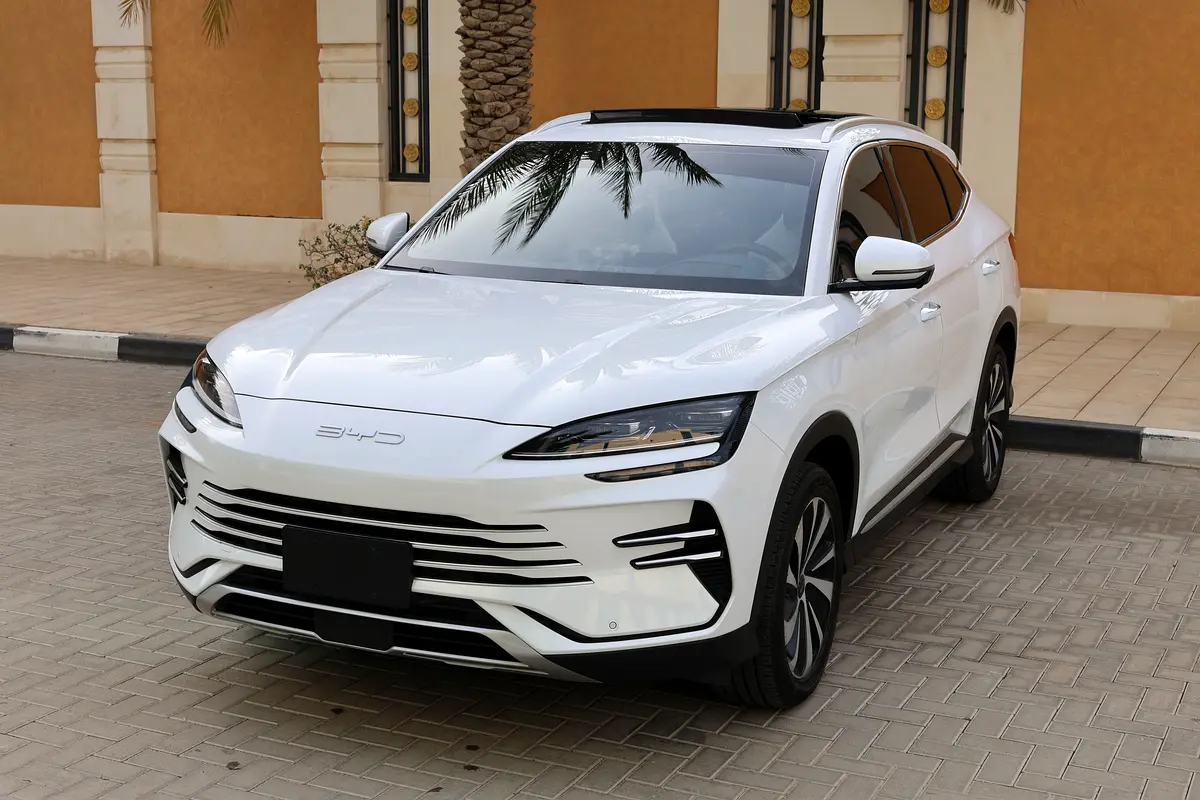 YD SONG PLUS PREMIUBM - 6YRS WARRANTY / 45,000 KM SERVICE - 8YRS BATTERY WARRANTY - GCC SPECS - - Thumbnail 3