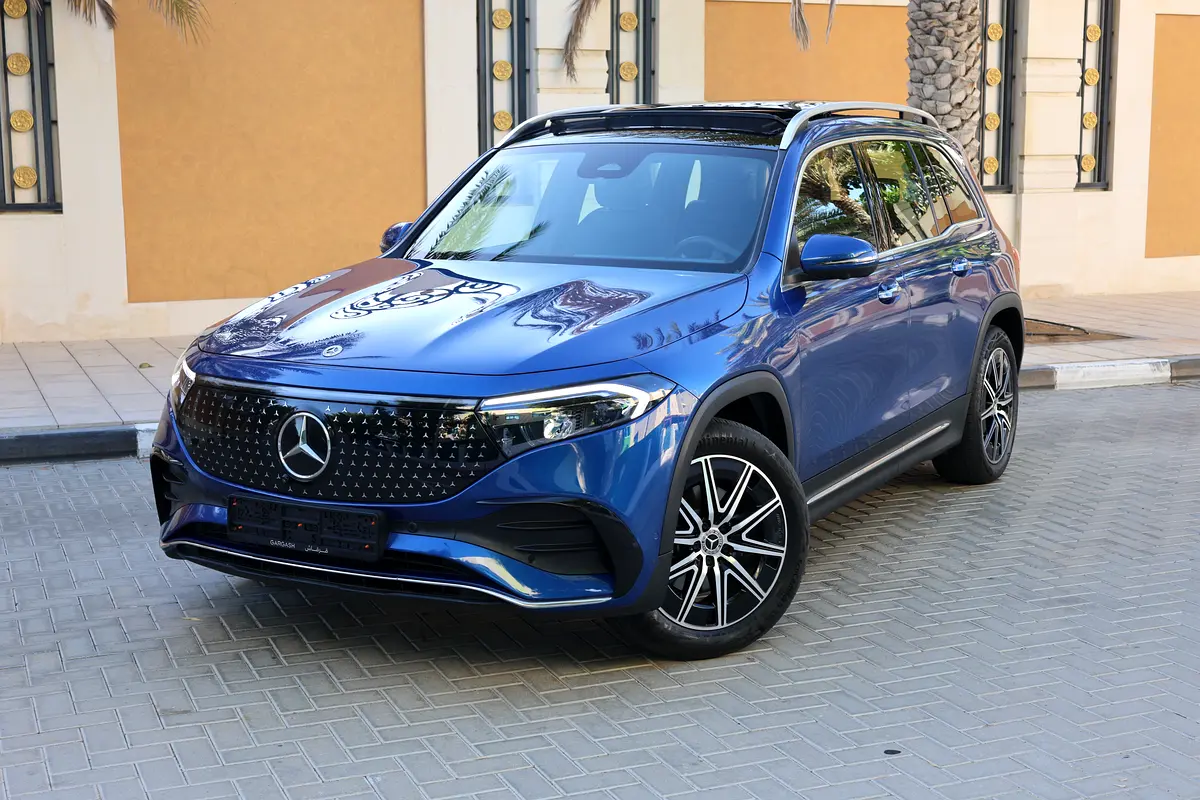 2025 Mercedes-Benz EQB 350 4MATIC-5700KM - GCC Specs-UNDER WARRANTY  SERVICE- - Brand New - Thumbnail 2
