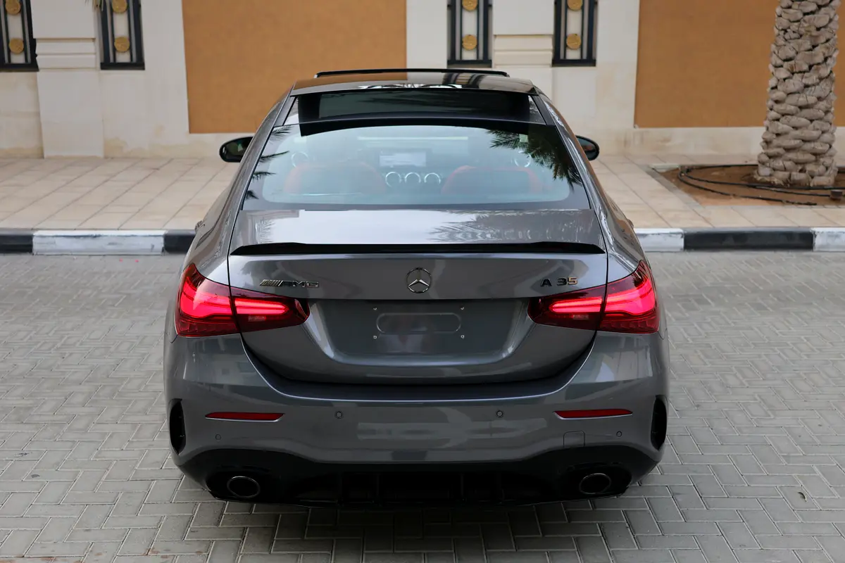 MERCEDES-BENZ A35-( AMG ENGINE)-8700km-2024-UNDER WARRANTY  SERVICE CONTRACT - Thumbnail 9
