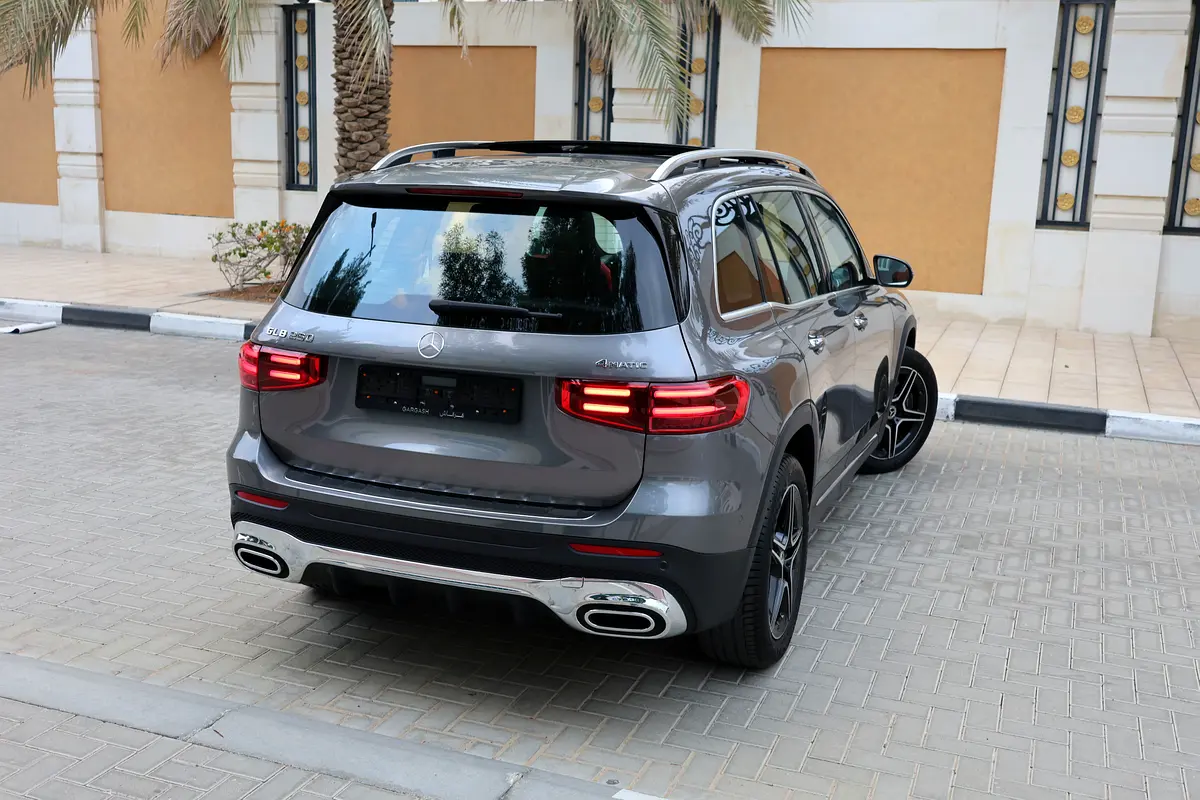 MERCEDES-BENZ GLB 250-2025-11000-GCC SPECS-UNDER WARRANTY  SERVICE - Thumbnail 3