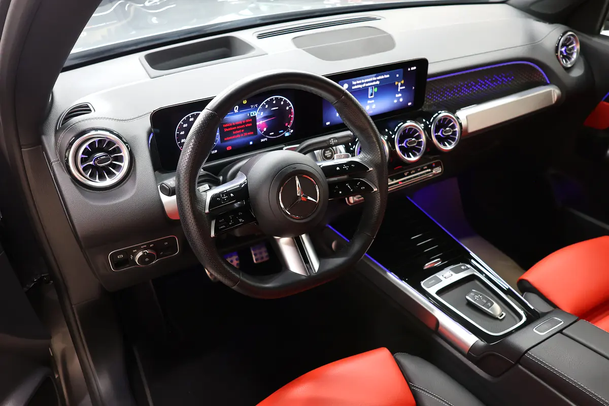 MERCEDES-BENZ GLB 250-2025-11000-GCC SPECS-UNDER WARRANTY  SERVICE - Thumbnail 10