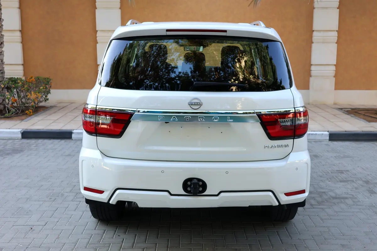 PATROL V6 SE PLATINUM - GCC SPECS - PPF - WARRANTY AND SERVICE - ACCIDENT FREE - - Thumbnail 8