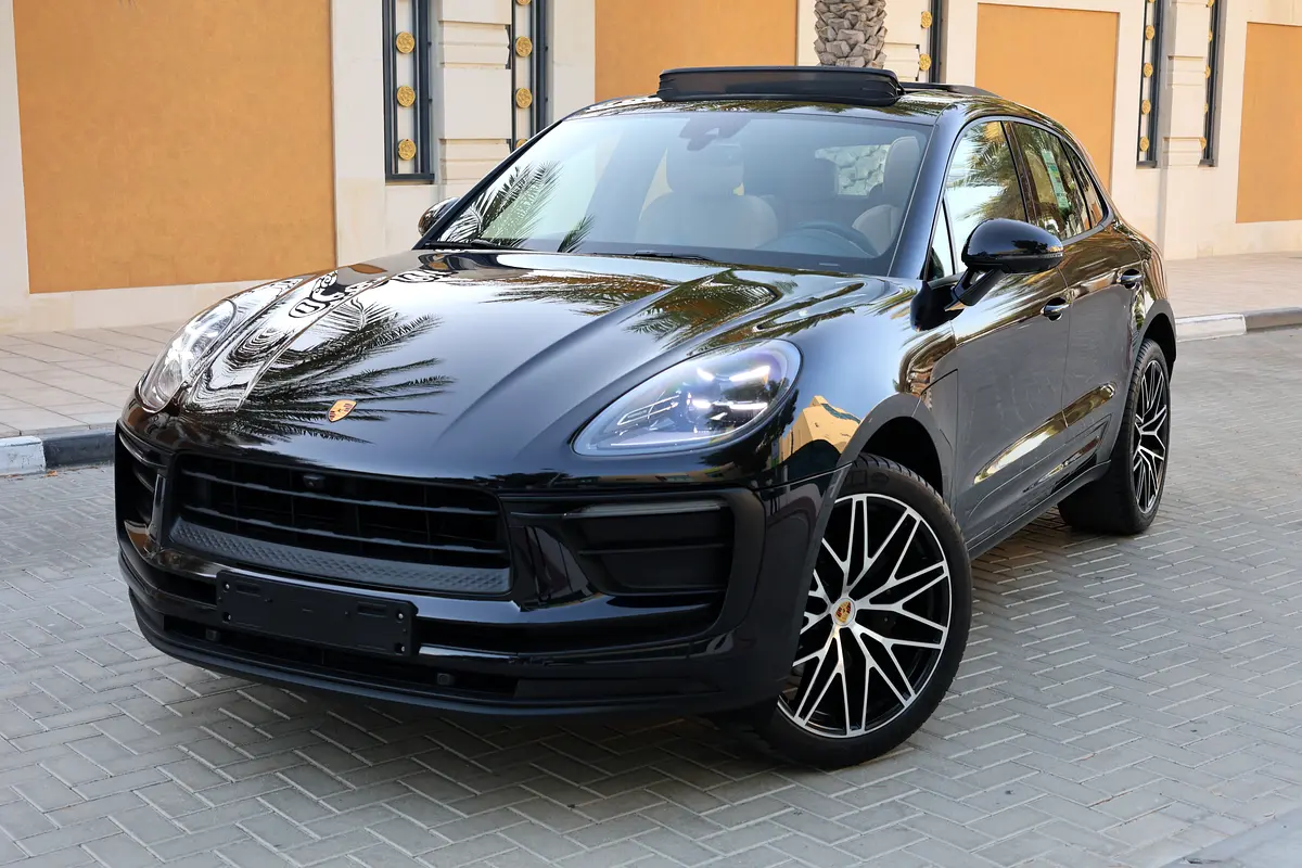 2024 Porsche Macan-46000KM - GCC Specs -UNDER WARRANTY  SERVICE- Brand New