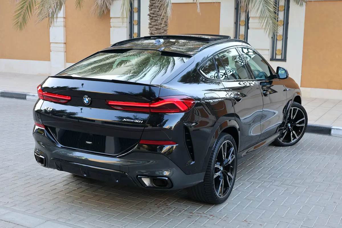 BMW X6 -Xdrive40i M SPORT-2024-65000KM-GCC SPECS-UNDER WARRANT-EXCELLENT CONDITION - Thumbnail 3