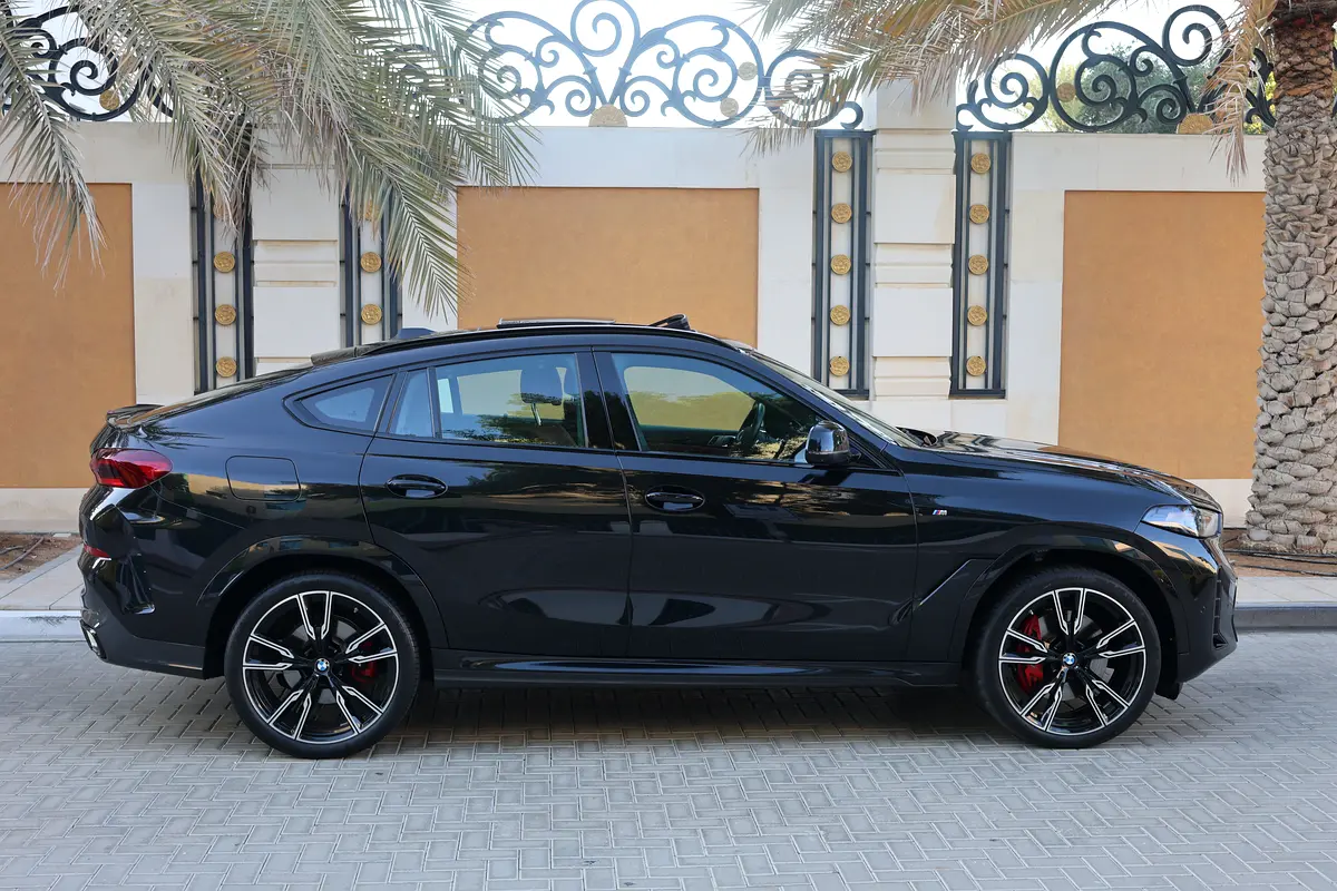 BMW X6 -Xdrive40i M SPORT-2024-65000KM-GCC SPECS-UNDER WARRANT-EXCELLENT CONDITION - Thumbnail 10