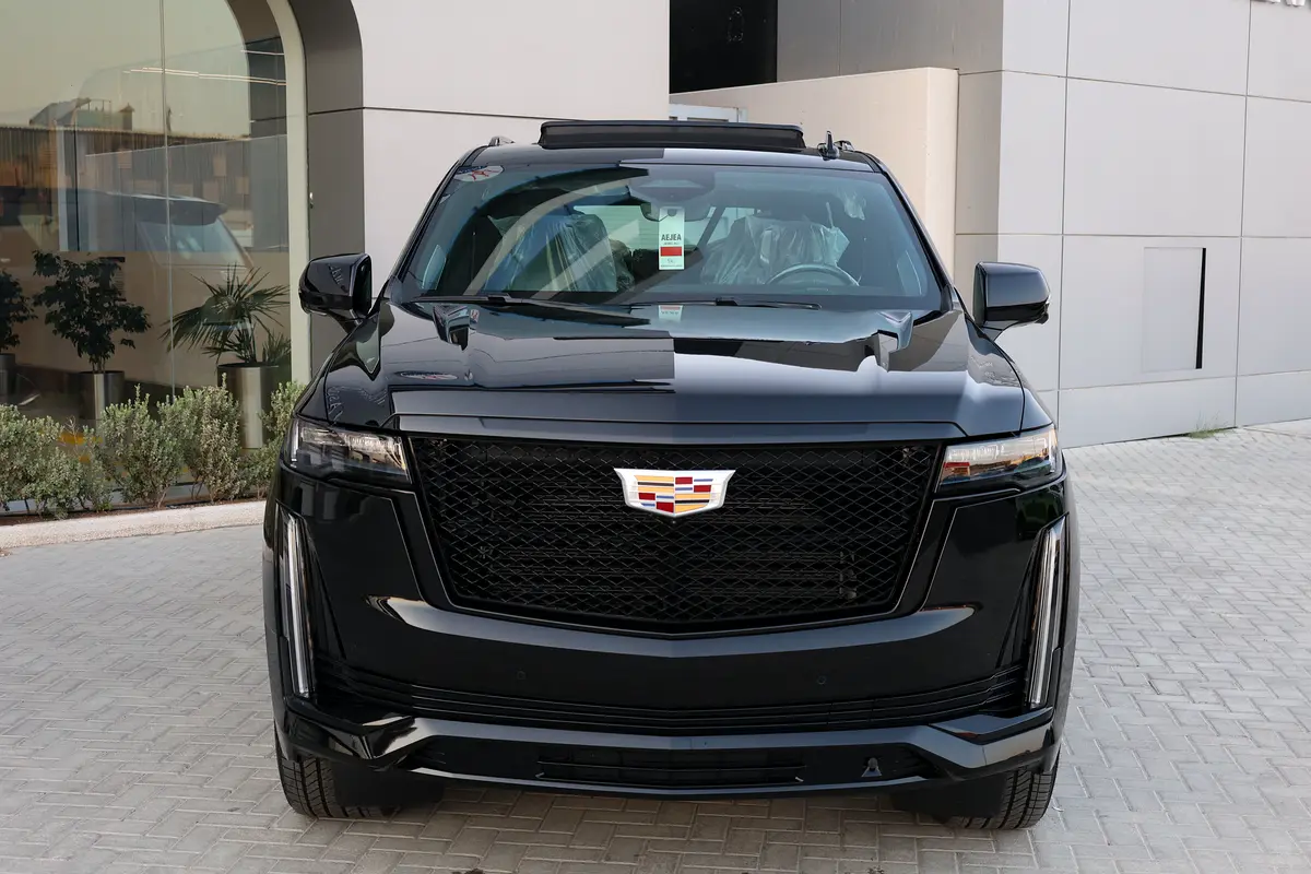 CADILLAC ESCALADE 600 SPORT PLATINUM-0KM-2024-GCC SPECS-UNDER WARRANTY  SERVICE-BRAND NEW - Thumbnail 7