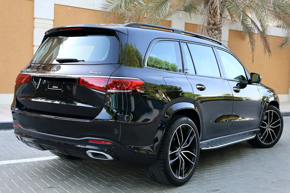 Mercedes-Benz GLS 450 4MATIC 2024 - GCC Specs - Brand New - Thumbnail 3