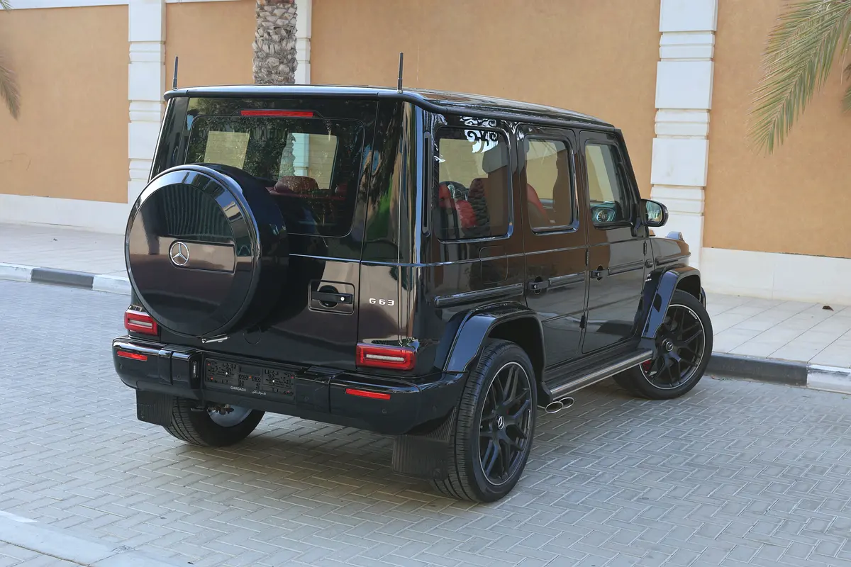 MERCEDES BENZ G63 AMG ( NIGHT PACKAGE )-2021-GCC SPECS-UNDER WARRANTY-SERVICE CONTRACT - Thumbnail 4