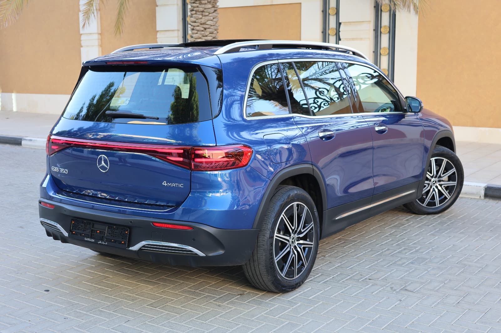 Brand-new 2025 Mercedes-Benz EQB 350  - Thumbnail 4