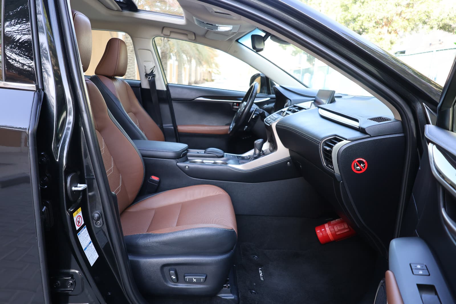 Lexus NX-Series-NX200t-2017-137000KM-GCC SPECS-EXCELLENT CONDITION - Thumbnail 14