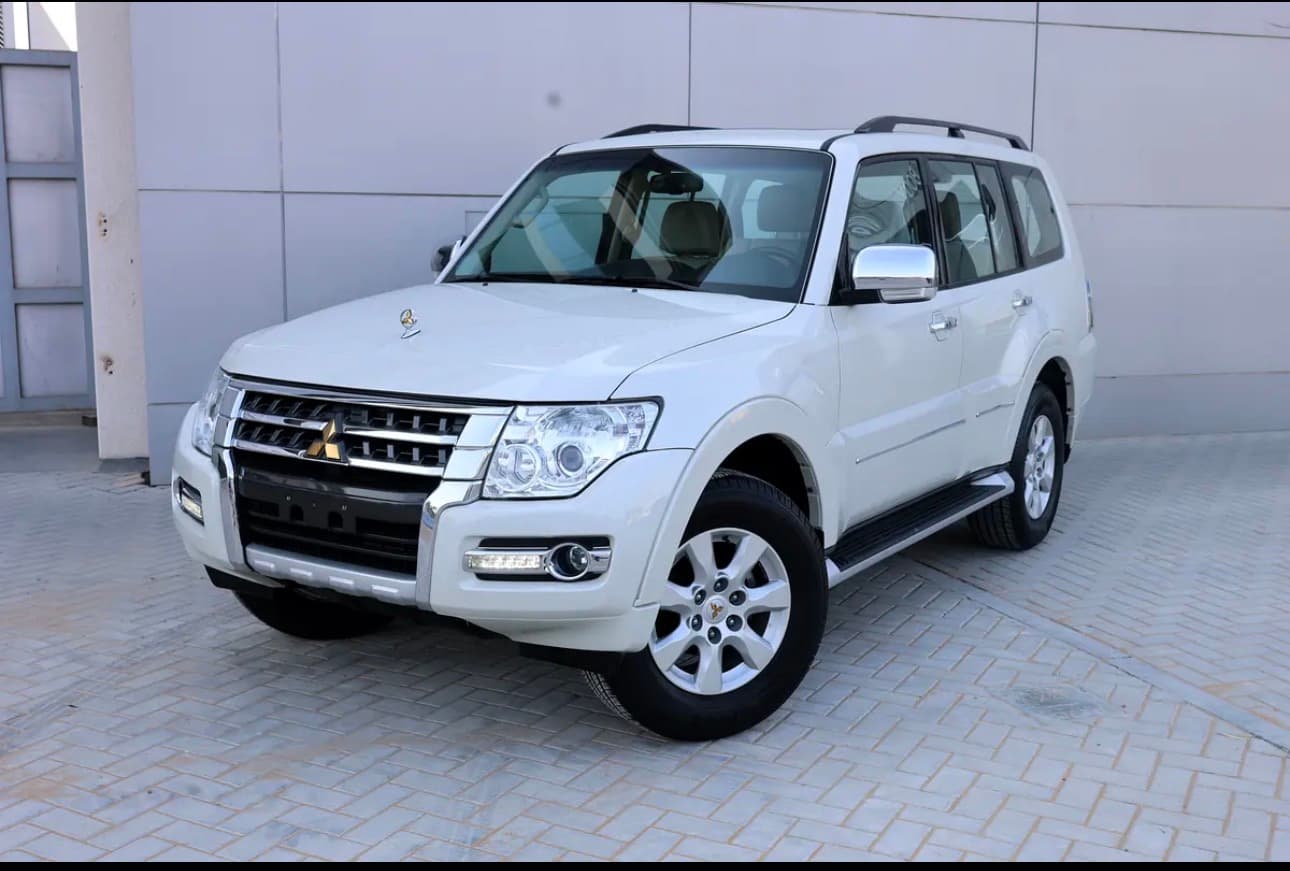 Mitsubishi Pajero GLS-2022-60,000KM-GCC Specs-Excellent Condition  - Image 1