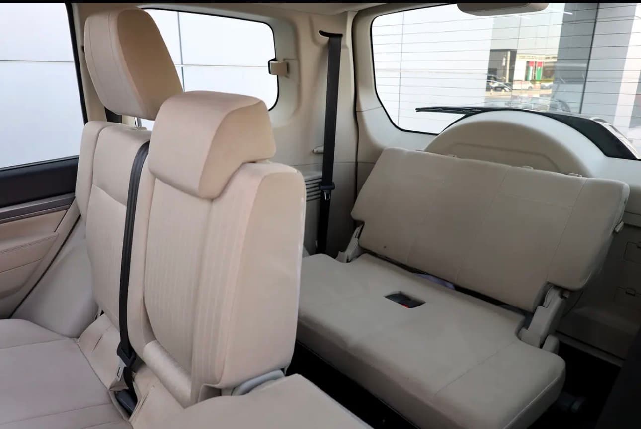 Mitsubishi Pajero GLS-2022-60,000KM-GCC Specs-Excellent Condition  - Thumbnail 15