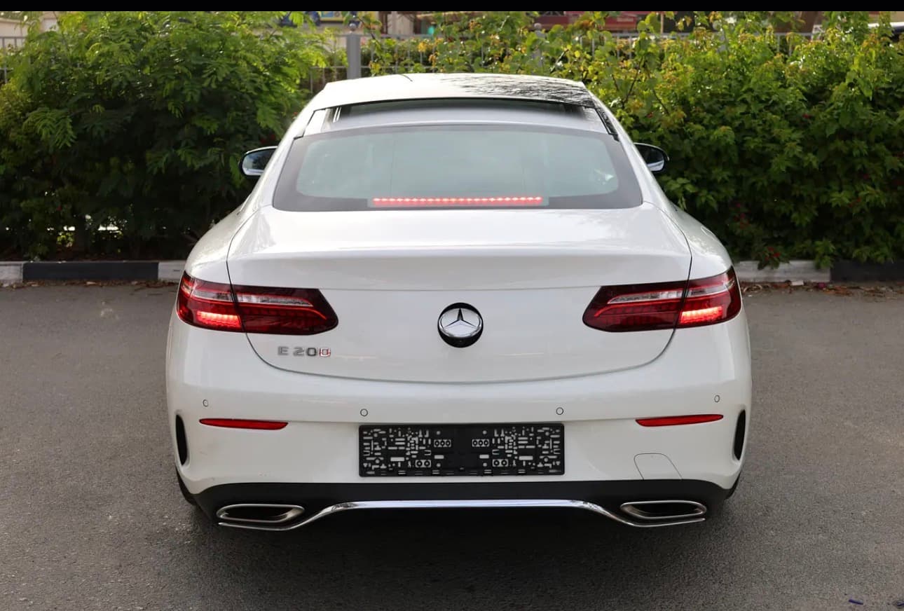 -MERCEDES BENZ E200 COUPE-2021-41000KM-GCC Specs-Full service history  - Thumbnail 6