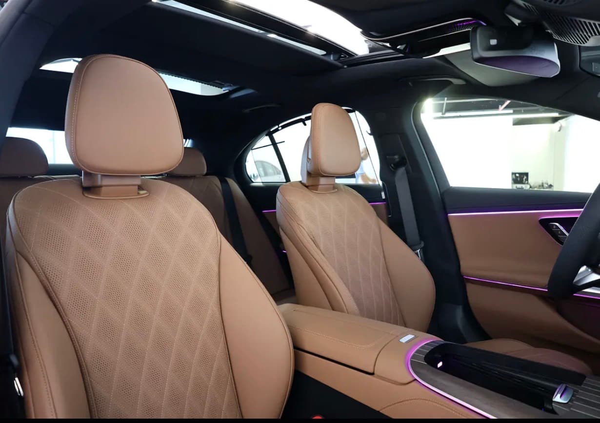 Brand new 2025 Mercedes-Benz E 300 - Thumbnail 12