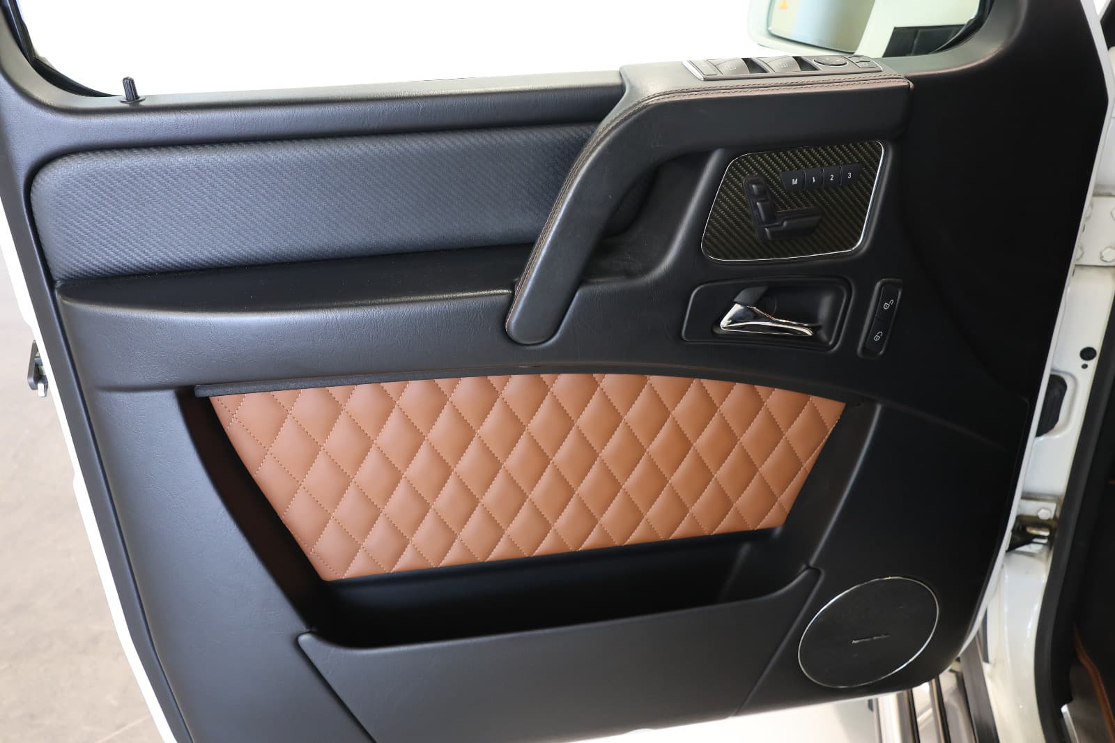 Mercedes-Benz g63 amg - Thumbnail 8