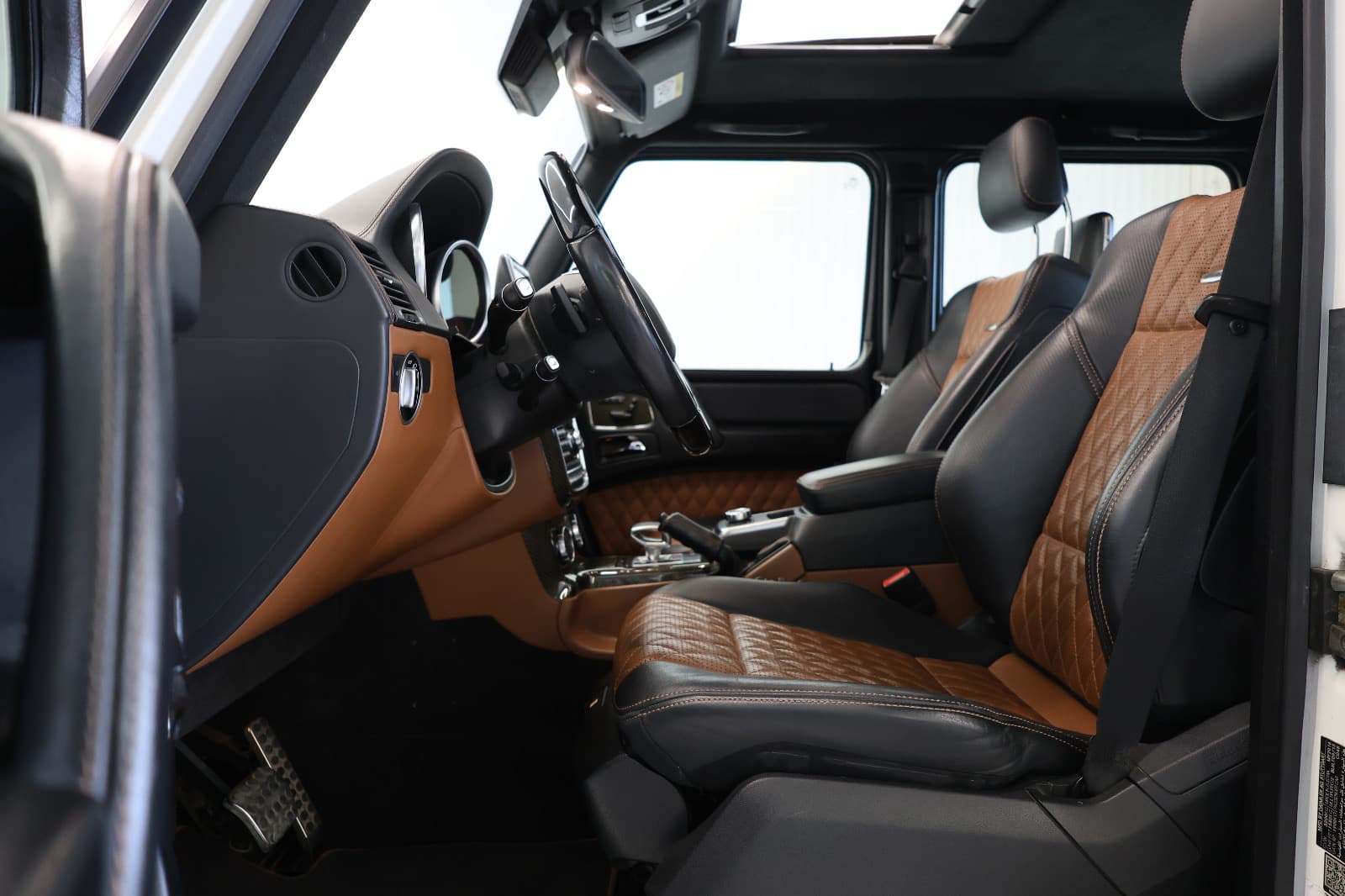 Mercedes-Benz g63 amg - Thumbnail 9