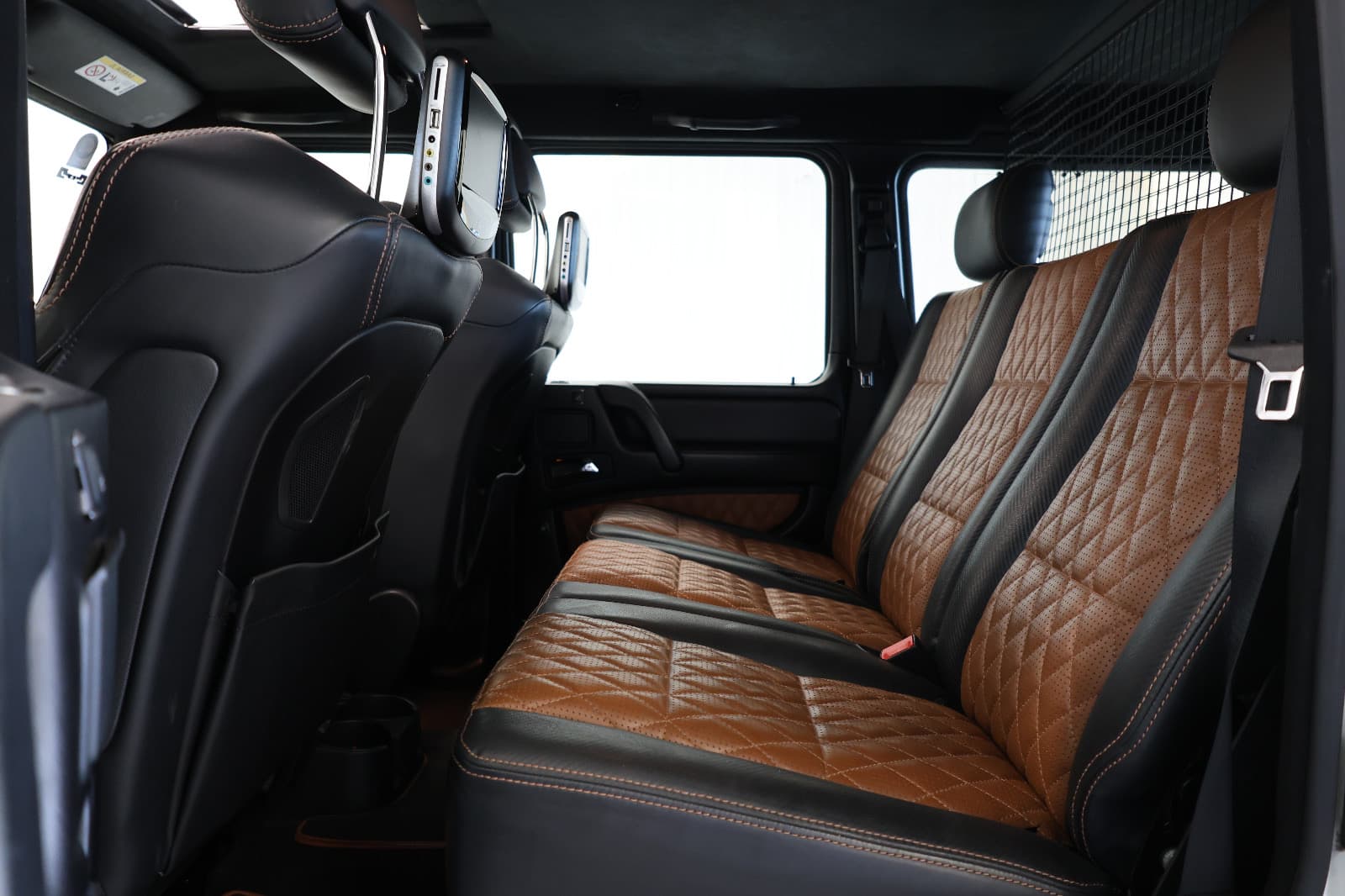 Mercedes-Benz g63 amg - Thumbnail 12